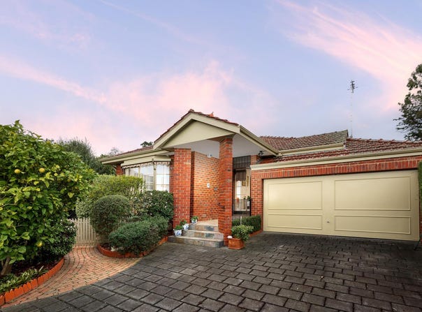 2/26A Brenbeal Street, Balwyn, Vic 3103