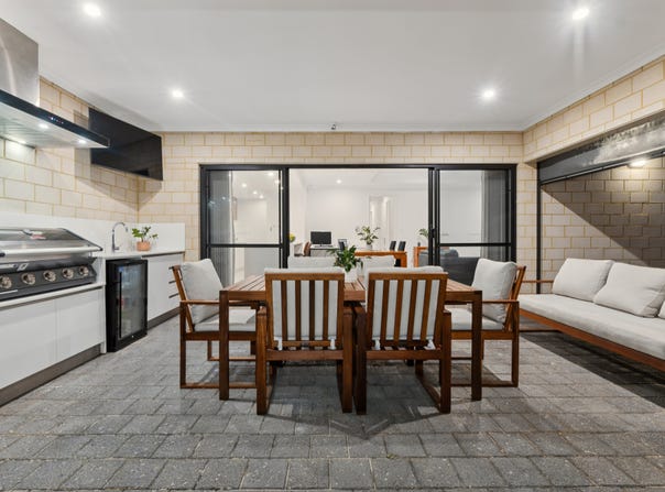 12B Munyard Way, Morley, WA 6062