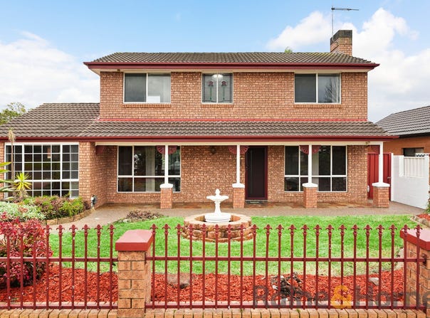 18 Salter Road, Bossley Park, NSW 2176