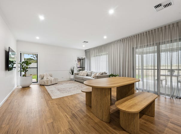 43 St Andrews Drive, Worrolong, SA 5291