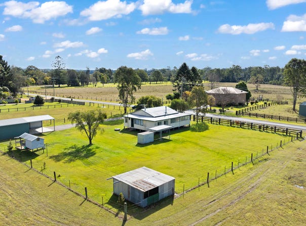 16 Black Swan Drive, Coutts Crossing, NSW 2460