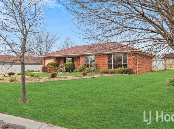 4 Dougan Close, Windradyne, NSW 2795