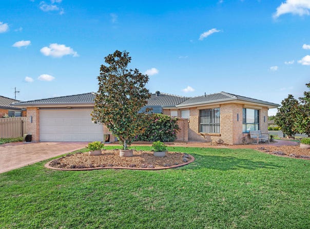11 Amanda Crescent, Forster, NSW 2428