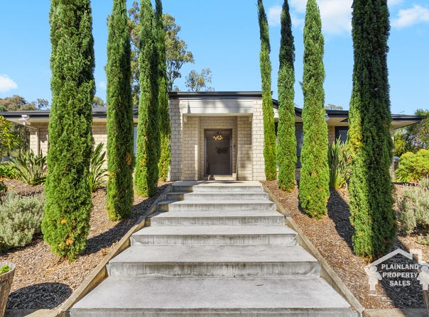 18 Bentley Drive, Regency Downs, Qld 4341