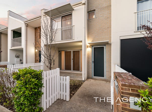 8 Azurite Way, Treeby, WA 6164