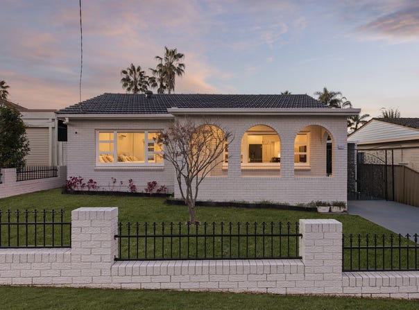 383 President, Avenue, Kirrawee, NSW 2232