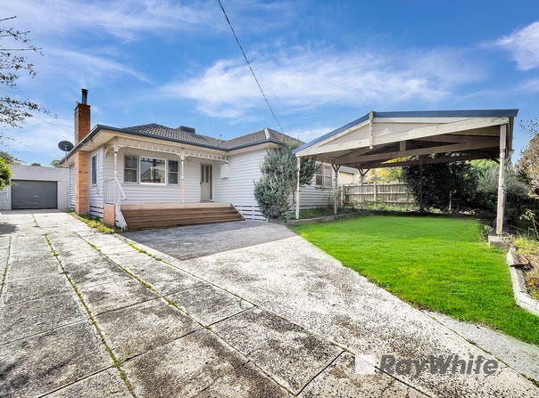 8 Alexander Street, Hallam, Vic 3803