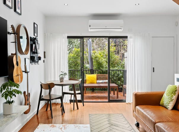 4/235 Dandenong Road, Windsor, Vic 3181