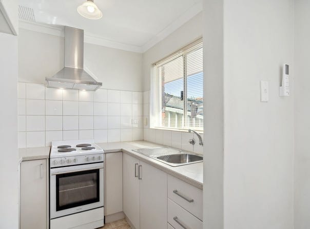 3/19 Byron Road, Kalamunda, WA 6076