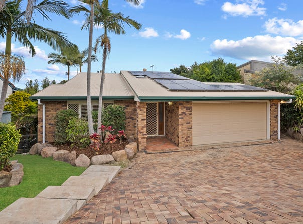 13 Acacia Street, Everton Hills, Qld 4053