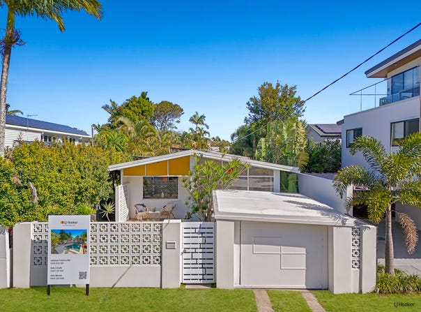 72 Cypress Terrace, Palm Beach, Qld 4221