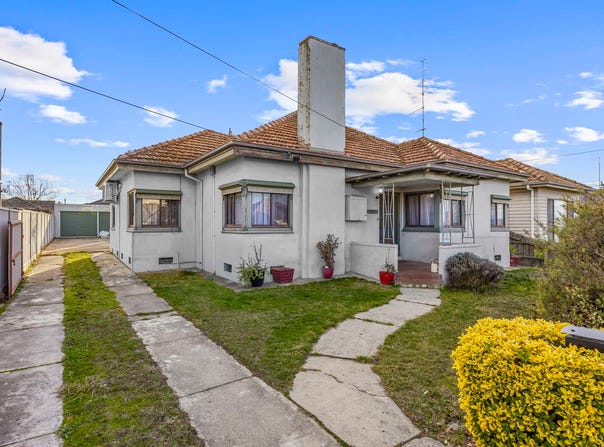 33 Brinkley Avenue, Wendouree, Vic 3355