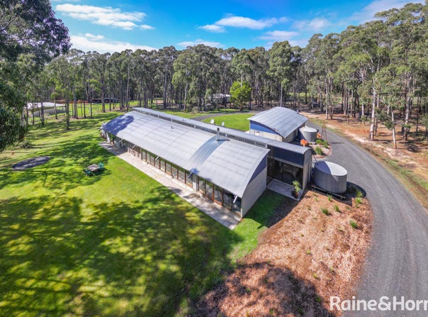 38 Jeanette Court, Bullengarook, Vic 3437