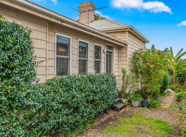 21 Louth Park Road, South Maitland, NSW 2320