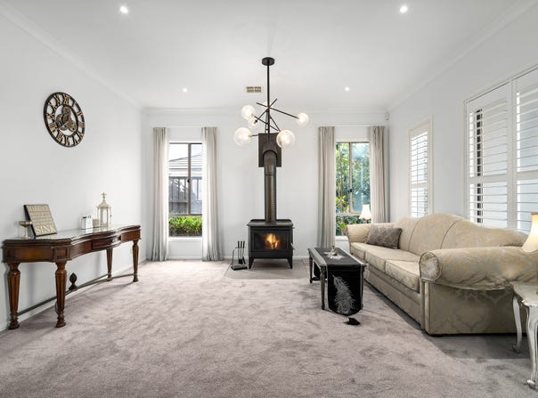25 Naxos Road, Greenvale, Vic 3059