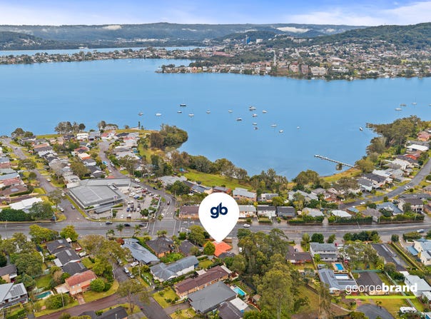 1/208 Avoca Drive, Green Point, NSW 2251