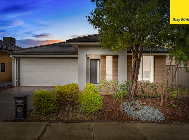 32 Riverside Concourse, Cobblebank, Vic 3338