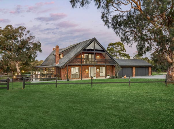 86 Dunns Road, Mount Martha, Vic 3934