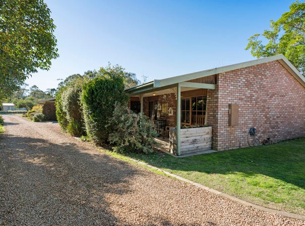 2/4 Sevens Avenue, Euroa, Vic 3666