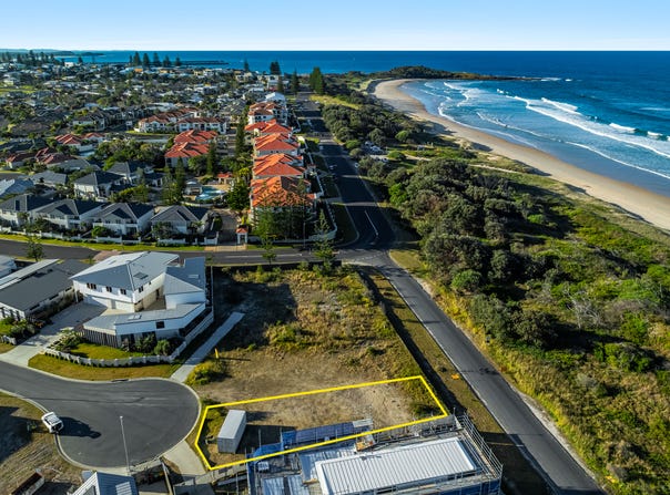 5B Dunes Court, Yamba, NSW 2464