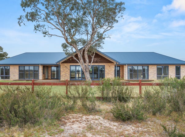 165 Foxs Elbow Road, Braidwood, NSW 2622