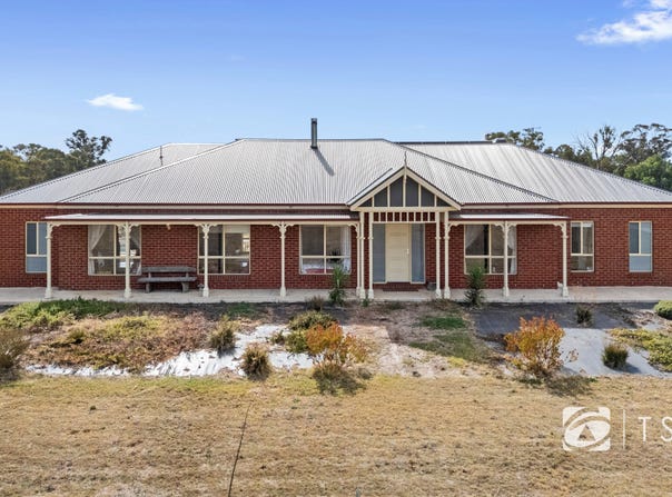 216 Wallenjoe Road, Huntly, Vic 3551