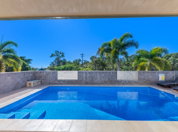 1 Gloucester Avenue, Hideaway Bay, Qld 4800