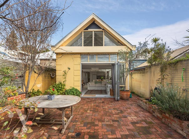 4 Coral Street, South Fremantle, WA 6162
