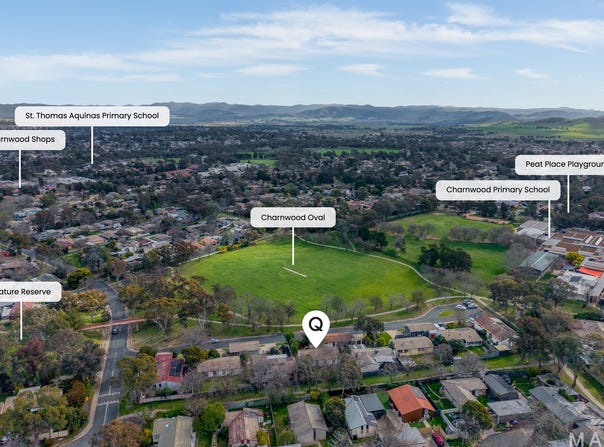8 Leycester Place, Charnwood, ACT 2615