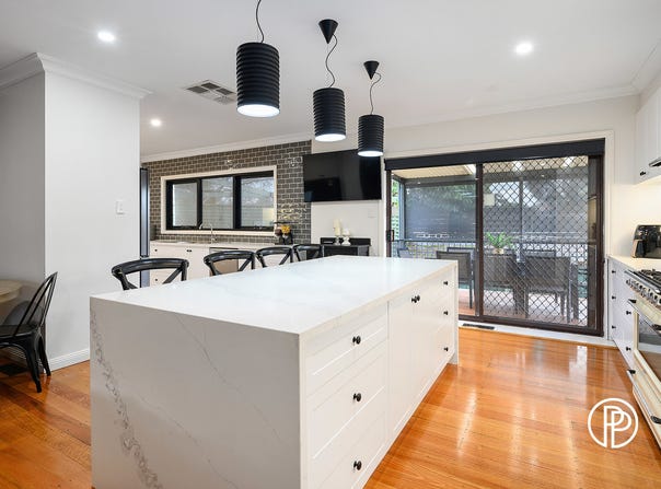 6 Polaris Way, Chirnside Park, Vic 3116