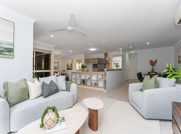 17 Timbury Way, Mount Louisa, Qld 4814