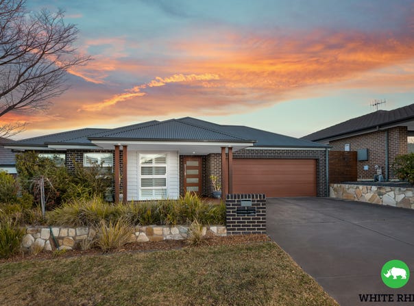 18 Daniel Street, Googong, NSW 2620