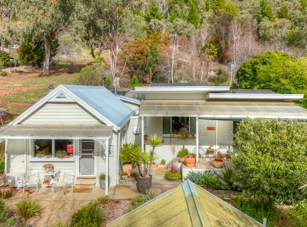 122/B Delany Avenue, Bright, Vic 3741