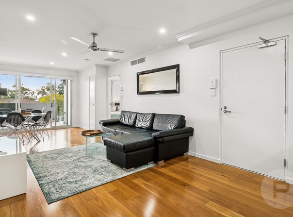35/2 Laurence Street, St Lucia, Qld 4067