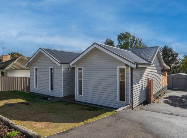 58 Chisholm Crescent, Seymour, Vic 3660