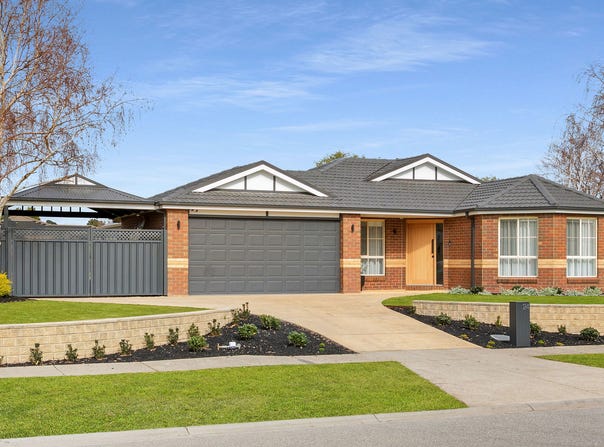 24 Balcombe Drive, Mount Martha, Vic 3934