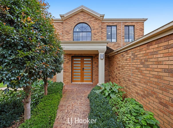 106 Robinswood Parade, Narre Warren South, Vic 3805