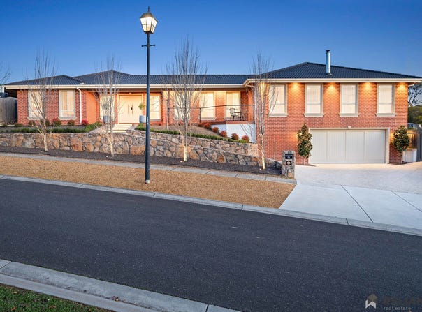 56 Valley View Grove, Harkness, Vic 3337