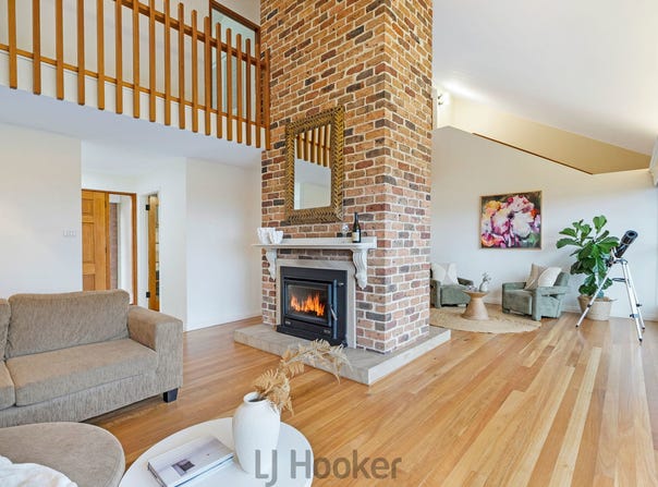 50 Sunlight Parade, Fishing Point, NSW 2283