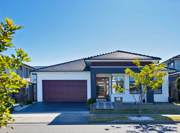 50 Shale Hill Drive, Glenmore Park, NSW 2745