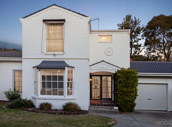 2/4 Boxshall Street, Brighton, Vic 3186