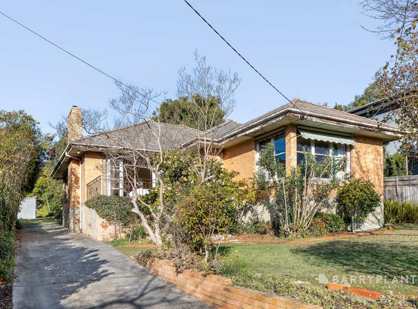 12 Sutton Parade, Mont Albert North, Vic 3129