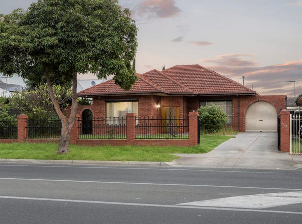 256 Findon Road, Findon, SA 5023