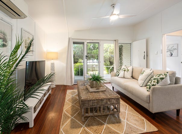 89 Blackwood Road, Deagon, Qld 4017