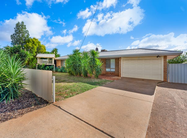 82 Graeme Street, Hannans, WA 6430