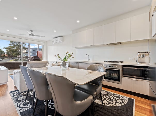 209/326-328 Burwood Highway, Burwood, Vic 3125