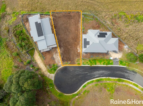 20 Catalina Place, Badagarang, NSW 2540