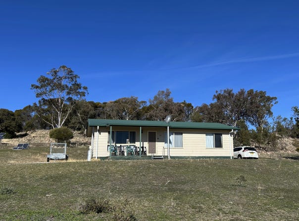 1174 Pine Mount Road, Woodstock, NSW 2793