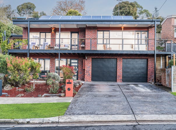 3 Queens Park Road, Highton, Vic 3216