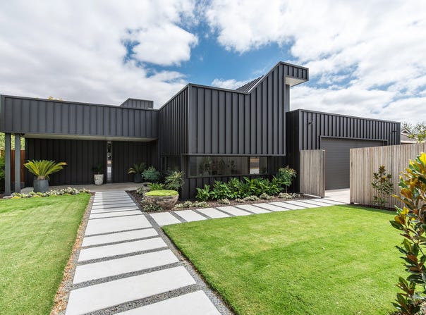 7 Clarke Street, Hamilton, Vic 3300